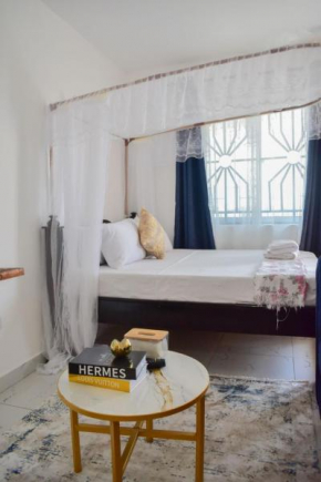 Arcon white apartment